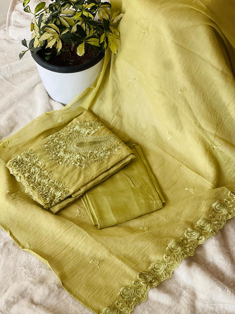 MUL SILK UNSTICHED 3 PC SET